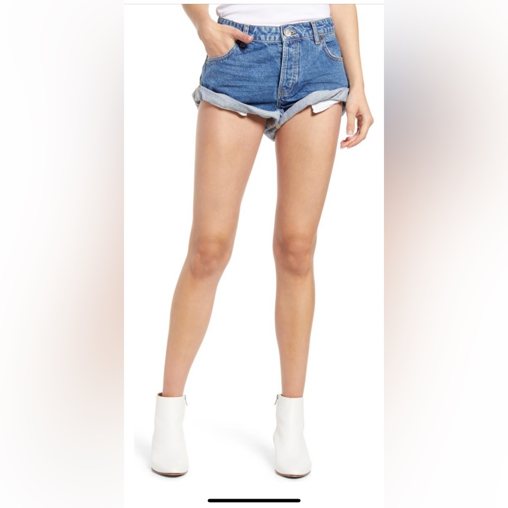 One Teaspoon Blue Bandit Rosewood Jean Shorts low rise